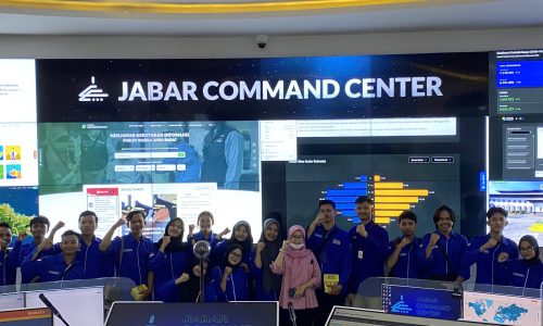 Perayaan 12 Tahun, PBK Melaksanakan Industrial Visit ke Bandung